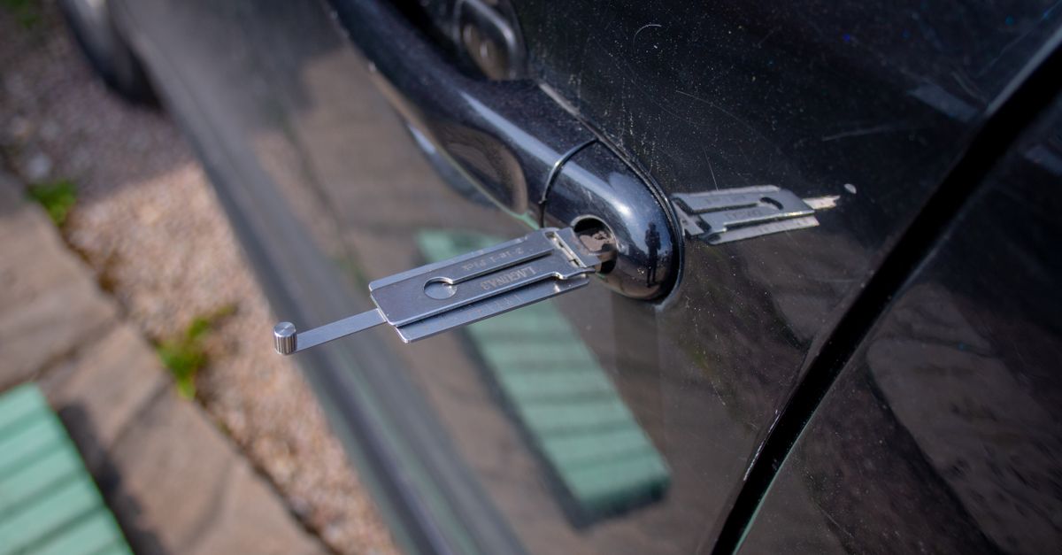 BMW car key fob — Elk Grove Village Locksmith