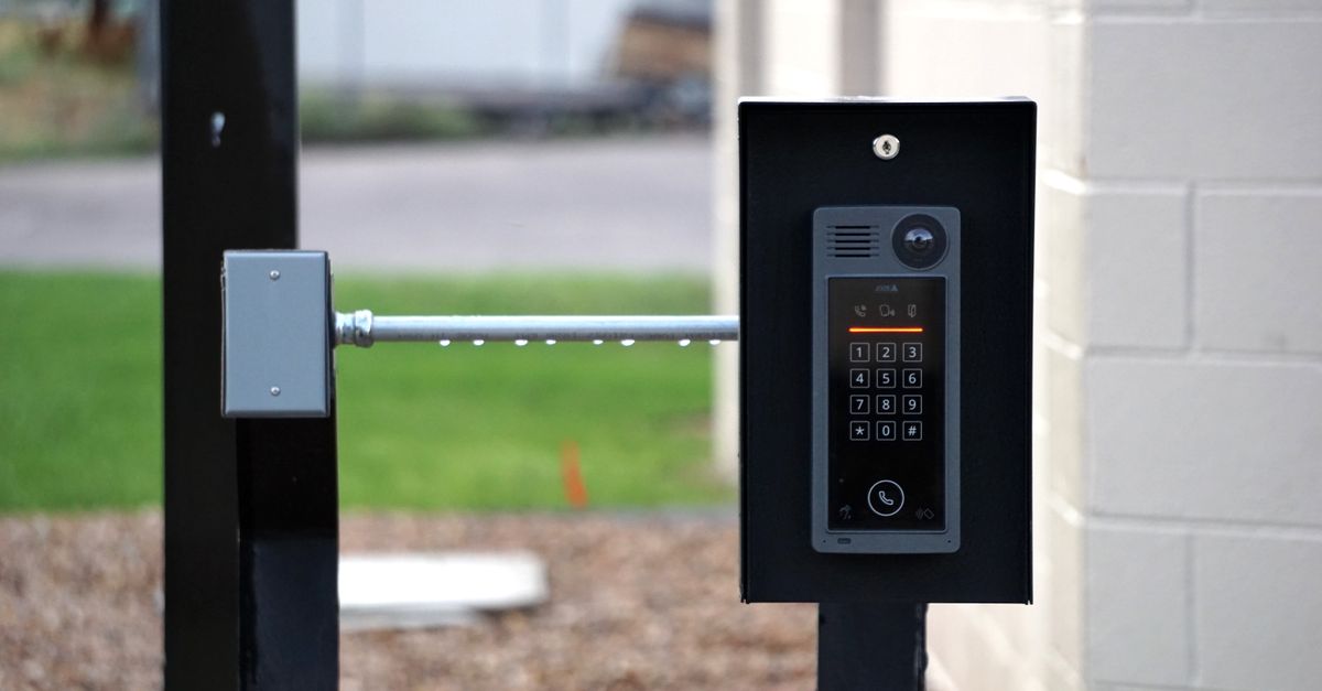 door security hardware — Elk Grove Village Locksmith