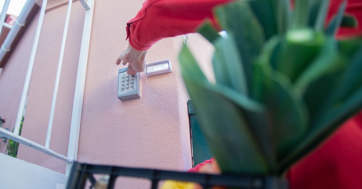door security hardware — Elk Grove Village Locksmith