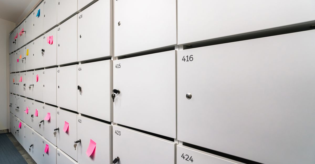 Why a Commercial Lock Rekey Is the Smart Move After Staff Changes — Elk Grove Village Locksmith