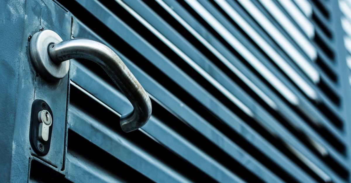 Lock Grades Explained: Which Door Knob Lock and Deadbolt Each Door Really Needs — Elk Grove Village Locksmith